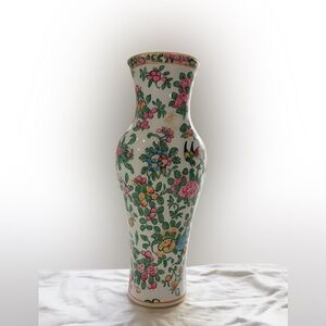 Chinese Famille Rose Floral Ceramic hand painted Vase